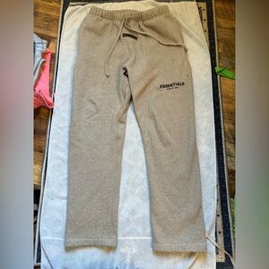 Essentials Fear of God Sweatpants Dark Oatmeal Size Small NWOT